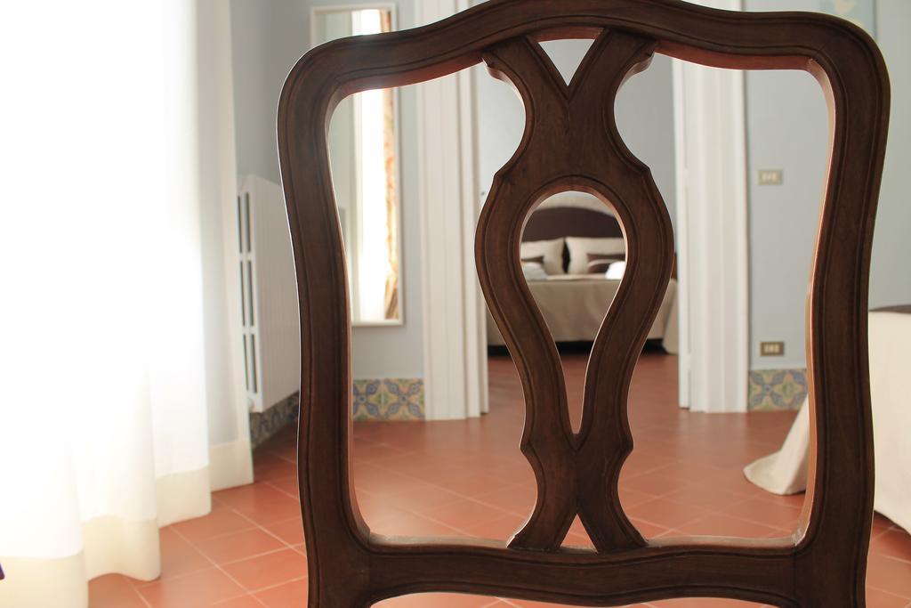 Palazzo Bianchi Domus Holidays Trani Kültér fotó