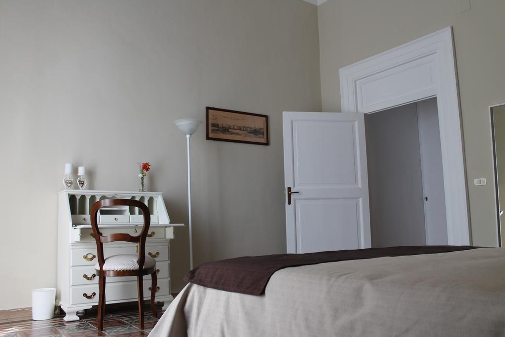 Palazzo Bianchi Domus Holidays Trani Kültér fotó