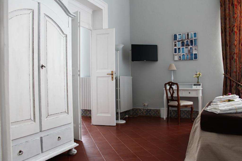 Palazzo Bianchi Domus Holidays Trani Kültér fotó