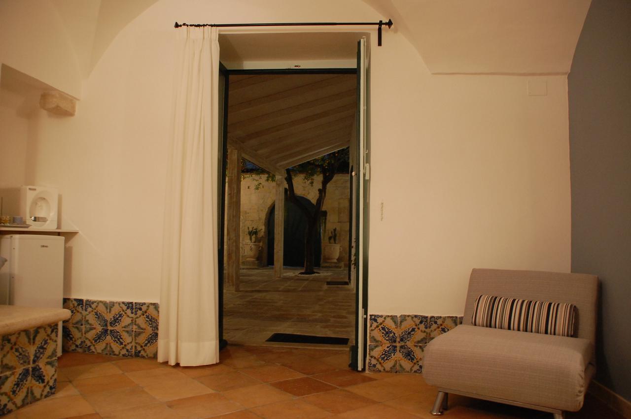 Palazzo Bianchi Domus Holidays Trani Kültér fotó